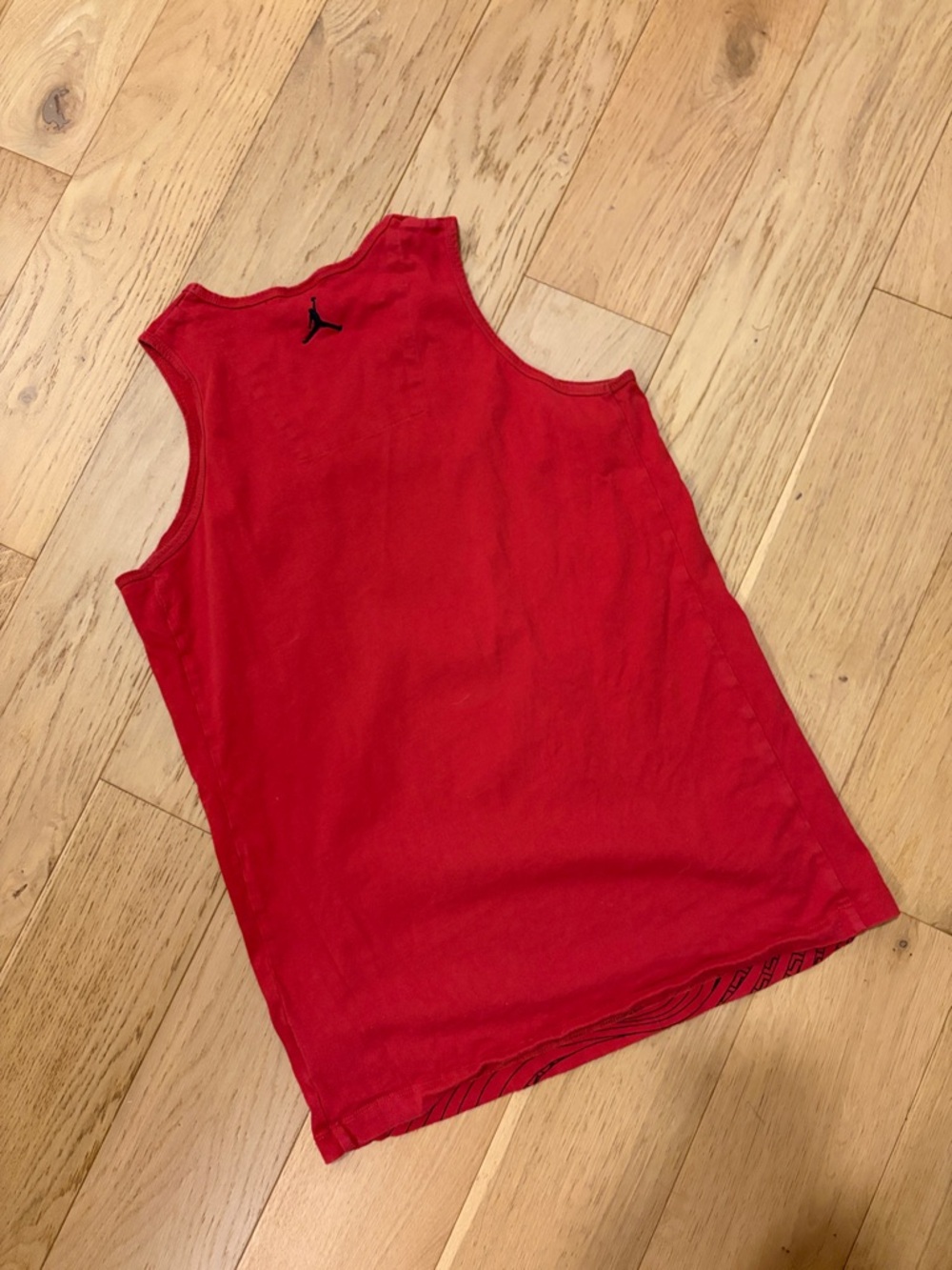 Red Jordan Tank Top with Wave Pattern - Picture 7 of 7